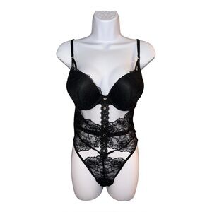 Victoria's Secret Very Sexy Bombshell Rose Lace & Grommet Push-Up Teddy Medium